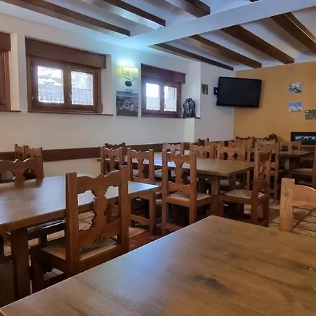 Konukevi Las Abadias Alojamiento Rural De San Felices de los Gallegos