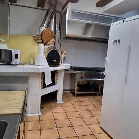 Las Abadias Alojamiento Rural De Konukevi 2*